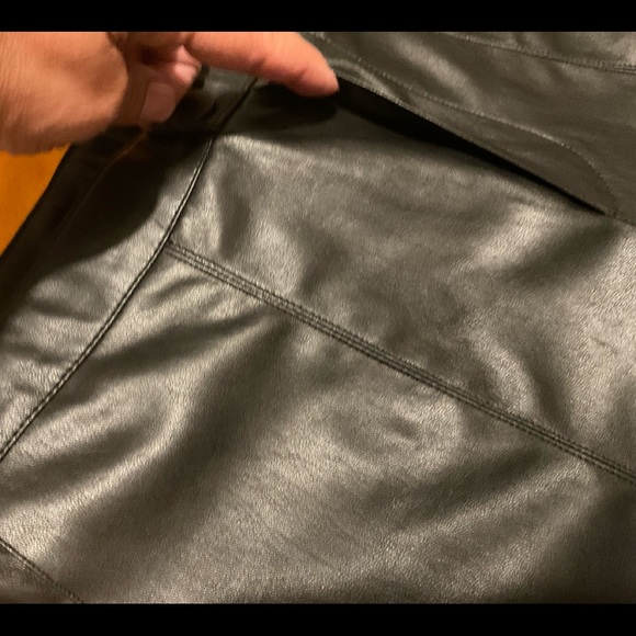 Cato Black Faux Leather Cropped Pullon Pants Size M, NWT - Picture 15 of 15